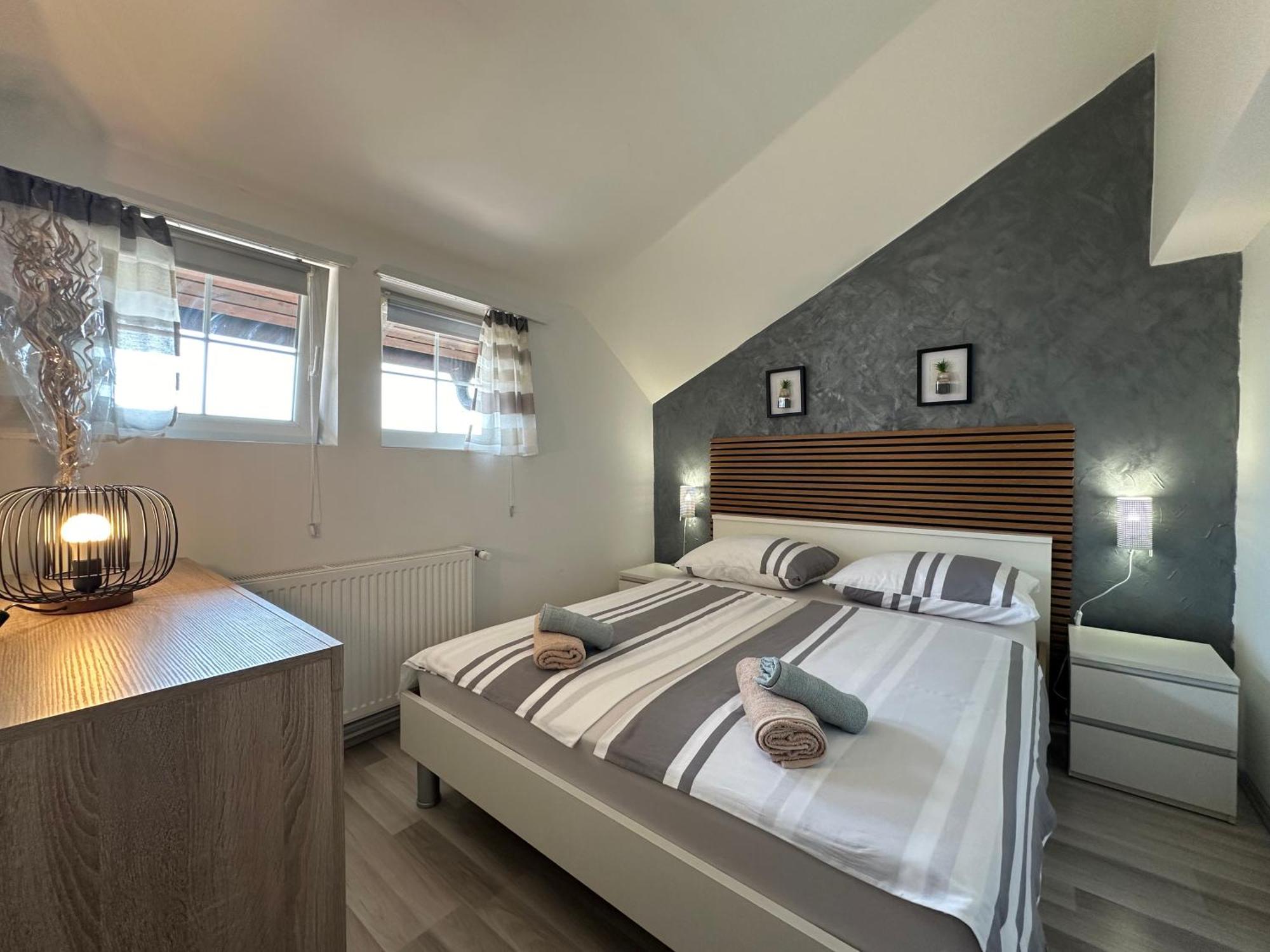 Albert Apartments Zagreb Airport Velika Gorica Bagian luar foto