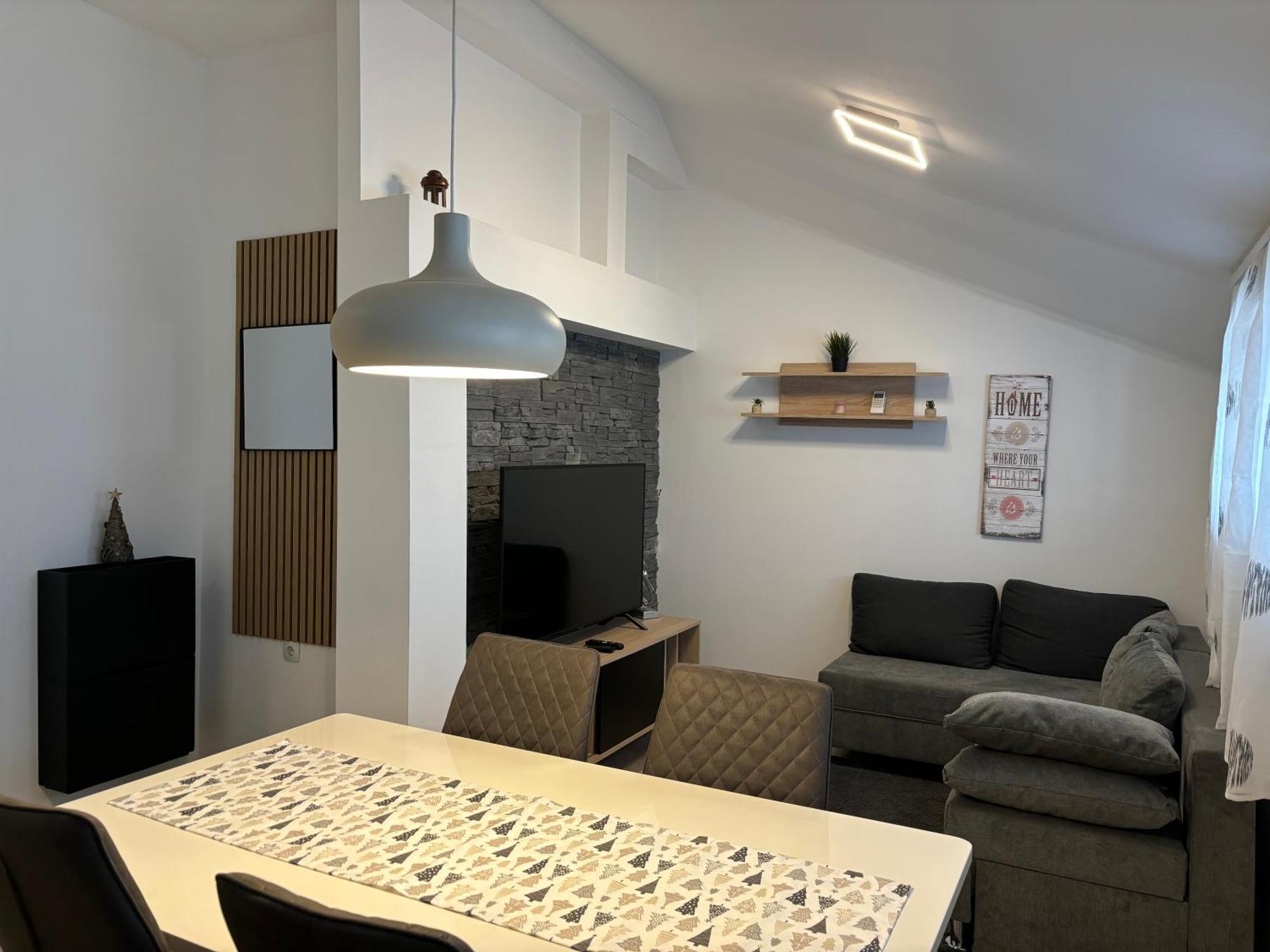 Albert Apartments Zagreb Airport Velika Gorica Bagian luar foto